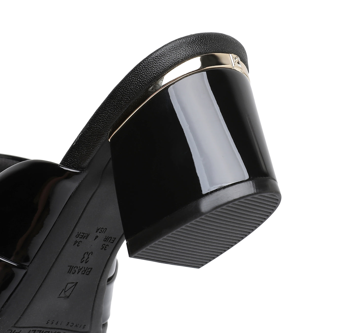 Ethereal Sandal Walk (542.091)