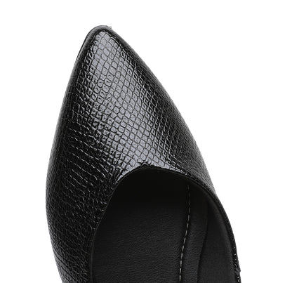 Sleek Deco Point Flats - Black Patent (274.054)