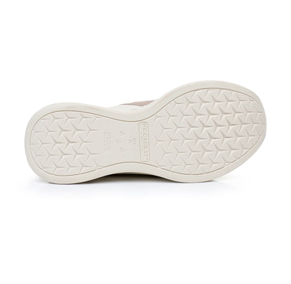 "Step Lightly: Piccadilly Women's Slip-On Lightweight Shoe with Stretchy Upper" (919.007)