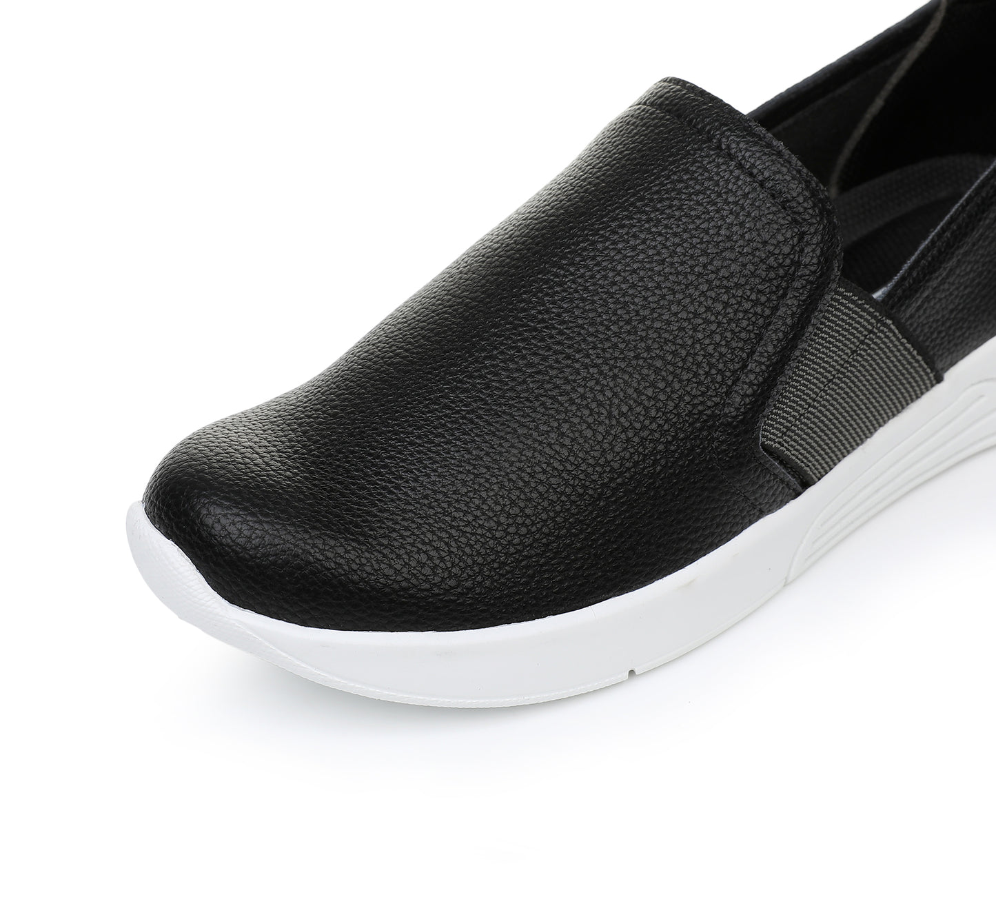 Breezy Kicks Slip-on Sneakers - Black (970.033)
