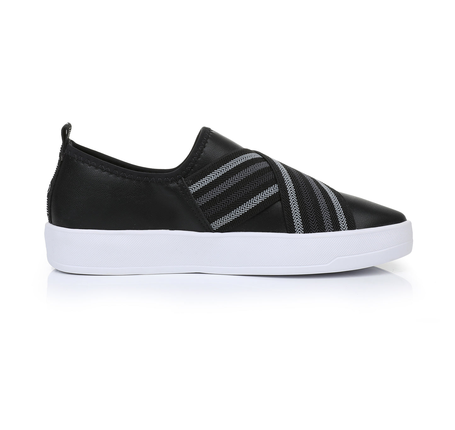 Smooth Glide Sneakers - Black (S007012)