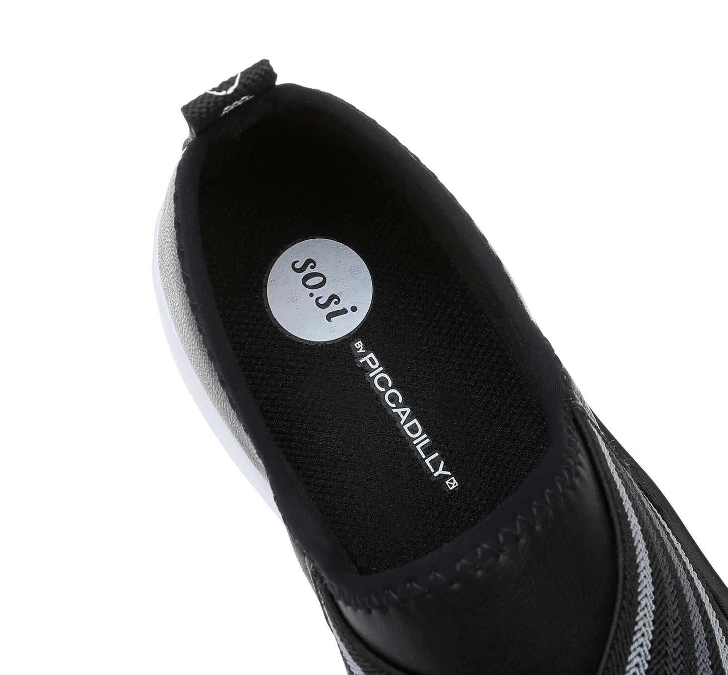 Smooth Glide Sneakers - Black (S007012)