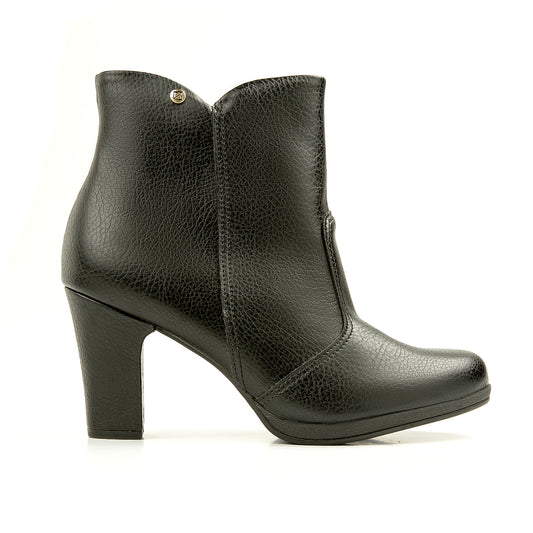 Black Boots for Women (130.205)