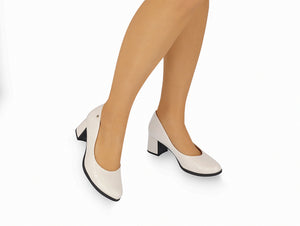 白色鱷魚納帕皮粗踭高跟女鞋（654.007）