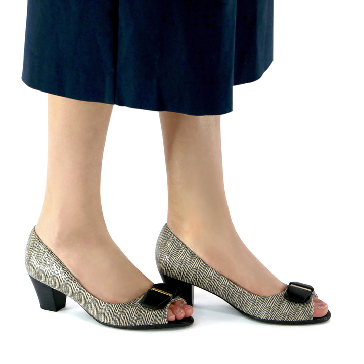 Black Peep Toe Pumps for Women (714.073) - SIMPLY SHOES HONG KONG