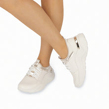 White Sneakers for Women (939.003)