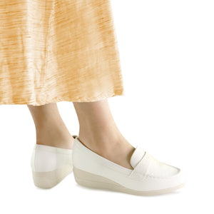 White Wedge Shoe for Women (117.048) - SIMPLY SHOES HONG KONG