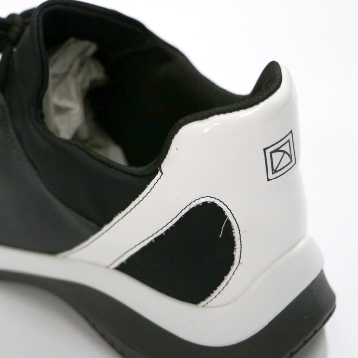 Black/White ENERGY Sneakers for Women (983.003) - SIMPLY SHOES HONG KONG