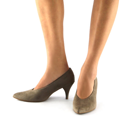 Taupe Microfiber Pump (745.058) - SIMPLY SHOES HONG KONG